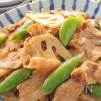 激旨＊豚こま肉とれんこん・スナップえんどうのオイスター炒め