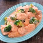 フライパンひとつで簡単！鶏むね肉のしっとり明太クリーム煮