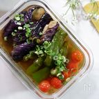夏バテでもちゅるんと野菜が食べられる！スパイス煮浸し