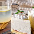 天使の食感♡牛乳パックで作るホワイトチョコレアチーズケーキ