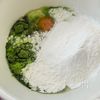 レンジで簡単！米粉のあんこ入り抹茶蒸しパンの工程1