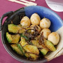 【おつまみ副菜】叩きキュウリとうずら卵の中華風ピリ辛和え