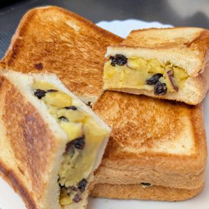 まゆのの作ってみた!投稿(芳醇な香りと甘さ！ラムレーズンとさつまいもの洋風ホットサンド)