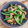 ぱぱっと作れる！鶏肉とインゲンのしょうゆ炒め