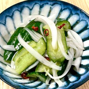 michuの作ってみた!投稿(作業時間3分《新玉ねぎときゅうり♡浅漬け風》)