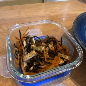 ちょい太郎の作ってみた!投稿(【和食の定番ひじき煮】ごはんに混ぜても美味しい♡)