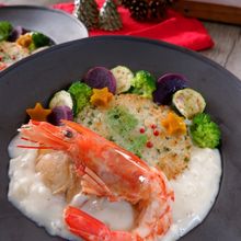 《お店みたいなディナー》焼きピラフと魚介のクリームシチュー