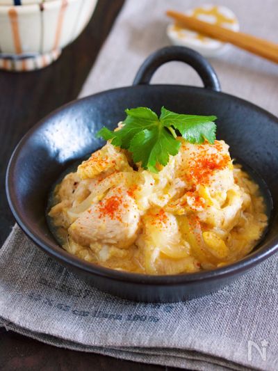 材料入れて煮るだけ5分 鶏むね肉の親子味噌煮 By ｙｕｕ レシピサイト Nadia ナディア プロの料理家のおいしいレシピ