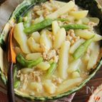 じゃがいもと鶏そぼろの白だしさっと煮
