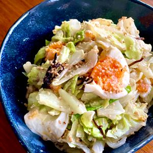 michuの作ってみた!投稿(キャベツと半熟卵の《塩昆布♡ごまマヨサラダ》)