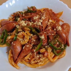 まゆのの作ってみた!投稿(パスタより美味しい!?『うどんナポリタン』ランチに最適♡)