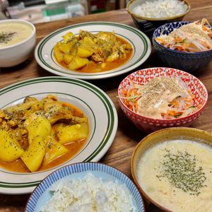 ぴいすけの作ってみた!投稿(【ほろほろ手羽元のバターカレー煮込み】全部入れて煮るだけ！)