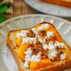 朝食に！＊柿とカッテージチーズのハニートースト＊