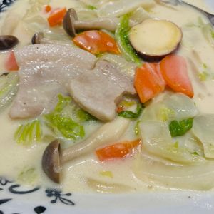 すみれの作ってみた!投稿(【豚肉と白菜の和風クリームシチュー】寒い季節に食べたい♡)