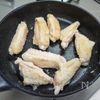 食べ出したら止まらない「手羽中のポン酢炒め」の工程4