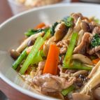 あまり野菜で簡単に🥬たっぷり野菜の中華丼🍚