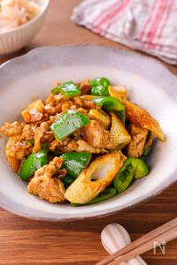 【豚こまとちくわとピーマンのカレー炒め】ご飯泥棒な節約おかず