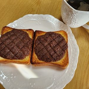 ナムディの作ってみた!投稿(【焼くまで3分】簡単！めちゃウマ♡チョコメロンパントースト)