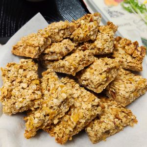 もんぶらん°・*:.。.☆の作ってみた!投稿(バターと小麦粉なし！ざくざくグラノーラクッキー☆低糖質おやつ)