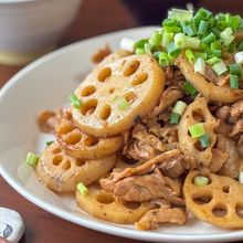 切って炒めるだけ🍳レンコン豚のバター照り焼き🐷🧈