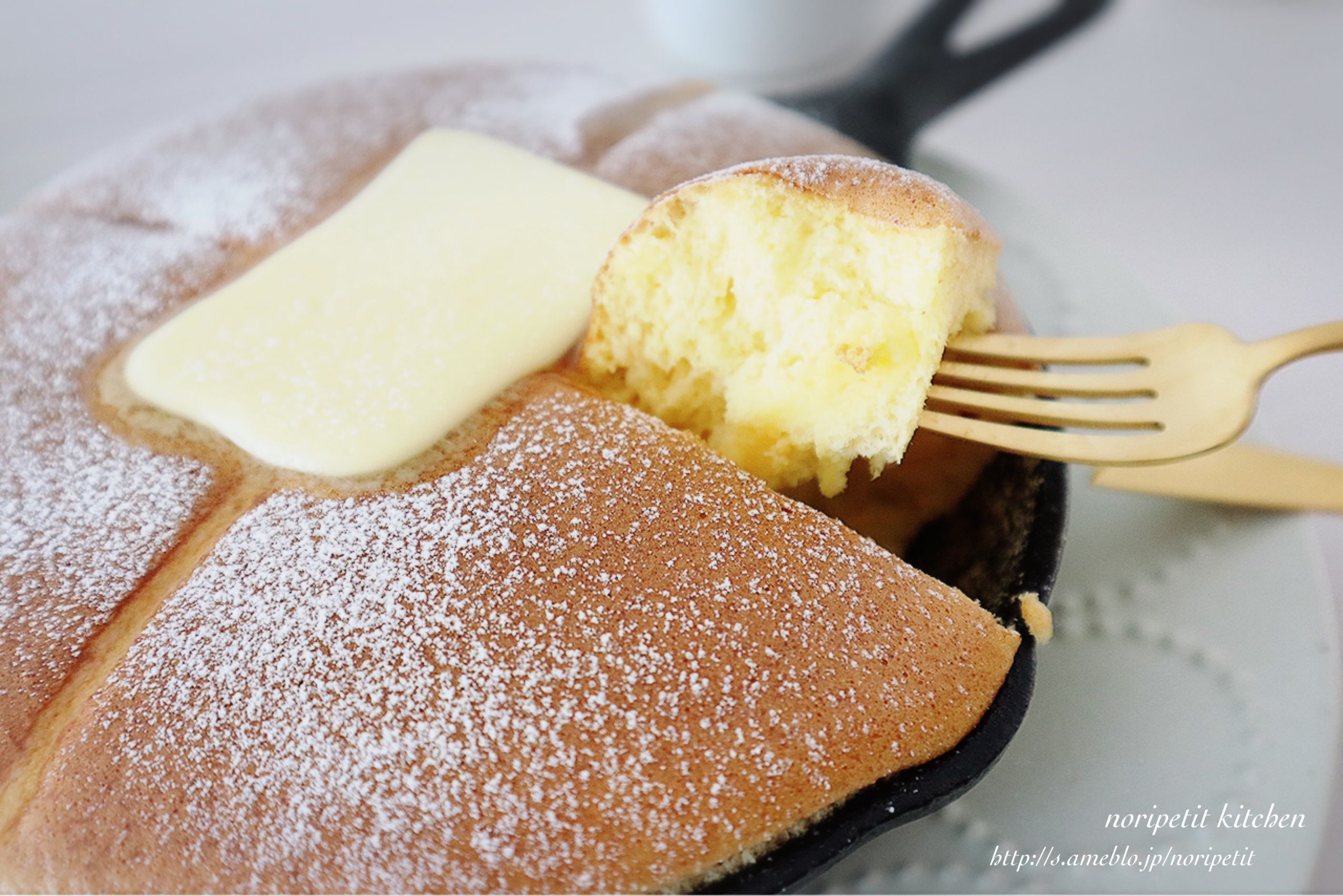 スキレットdeふわふわ♪<らくウマ>カステラパンケーキ