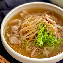 ご飯に合う【こってりみそ味豚もやしスープ】