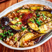 【ひき肉とナスのピリ辛とろとろ中華煮】ごはんが進む♪