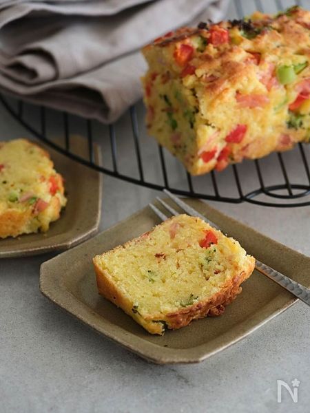 野菜たっぷりケークサレ