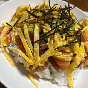 ぽちゃこの作ってみた!投稿(【ちらし寿司風◎だししょうゆ漬け混ぜご飯】)