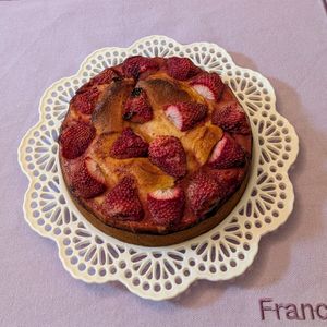 𝔂𝓾𝓶𝓲🍓の作ってみた!投稿(混ぜて焼くだけ！ふわっと軽い【米粉いちごアーモンドケーキ】)