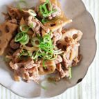 生姜がポイント！ご飯が進む！蓮根と豚肉の生姜甘辛炒め