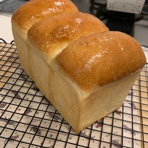 ぐ〜たら子の作ってみた!投稿(毎日食べても飽きない!食パン)