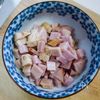 冷凍してた焼豚で「焼豚とネギの塩玉子焼き」の工程1