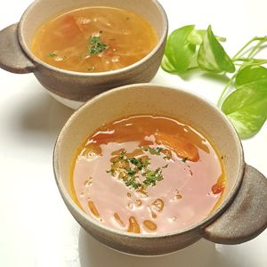 とのちゃまの作ってみた!投稿(玉ねぎの甘み×トマトの酸味が絶品！『トマトのオニオンスープ』)
