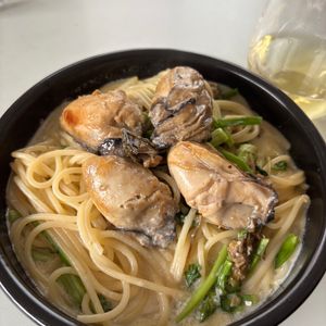 ツノたんの作ってみた!投稿(自分にご褒美パスタ♡旨味溢れる牡蠣のクリームスパゲティ)