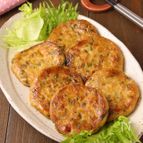 あと一品に嬉しい♪さけ入り豆腐もち