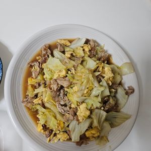 1111244の作ってみた!投稿(【豚たまキャベツの旨だれ炒め】ご飯に合う!キャベツたっぷり♪)
