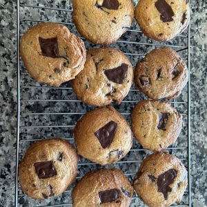 なこの作ってみた!投稿(混ぜて焼くだけ❤︎チョコチャンククッキー)