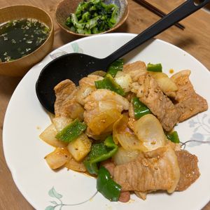 wanの作ってみた!投稿(焼肉用豚肉でチェユクポックム(豚肉のコチュジャン炒め))