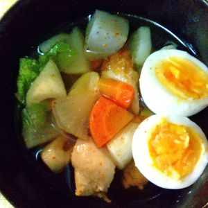 チョロリスの作ってみた!投稿(おかずになるおでん！『鶏のおでん風煮込み』～胡麻味噌だれ～)