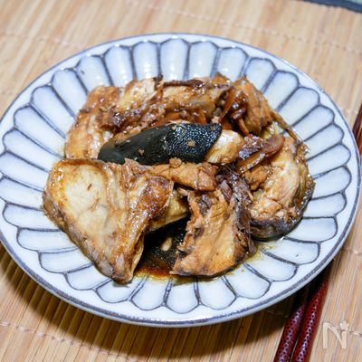 夏も美味しい「ぶりのあら炊き」