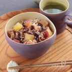 炊飯ジャーで作るお赤飯§ホクホク秋のさつまいも入り