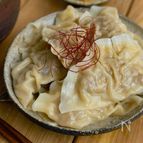 家中のご飯が無くなってしまうほど旨い【お月見水餃子】