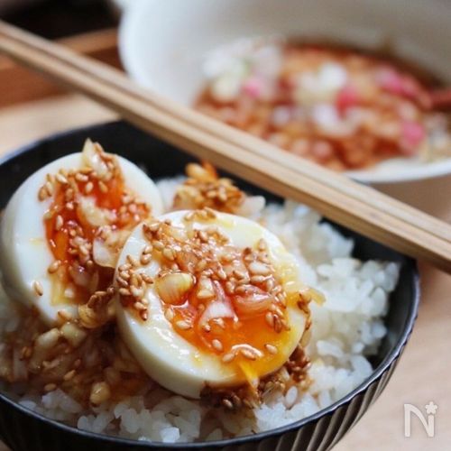 漬けずにかけるだけ！最強のご飯のお供【ネギだれ半熟卵】