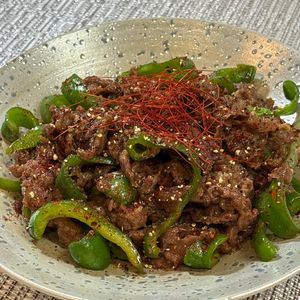 楽ラク手抜キッチン🐶🐾の作ってみた!投稿(『牛肉とピーマンのオイスター炒め』10分☆ワンパンで簡単♪)
