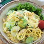 サラダなのに主役級⁉︎【やみつきカレースパサラ】