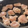 【鶏むね肉とれんこんのオイスターいため】ご飯が進む味!!の工程3