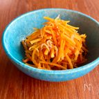 常備菜におすすめ＊【にんじんとカリカリじゃこのナムル】