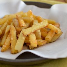 ごま油で！揚げ焼きポテト。新じゃがでおやつ、おつまみを。