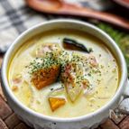 ミキサー要らず《かぼちゃとベーコンの豆乳スープ》